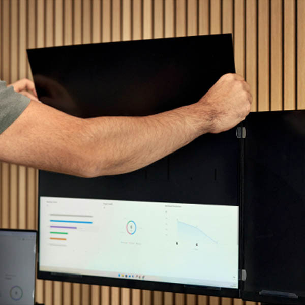 Kensington 24 inch 16:10 tweezijdig verwijderbaar privacy filter voor monitor 213443 - 2