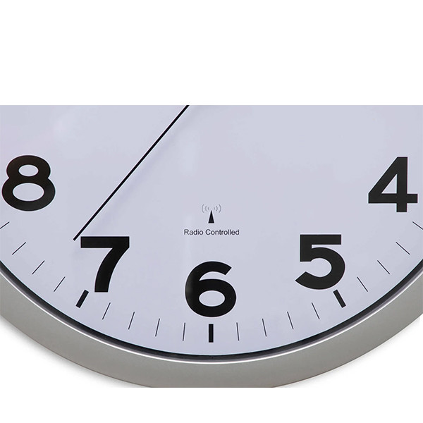 Maul Step radiogestuurde kunststof wandklok grijs met witte wijzerplaat (Ø 40 cm) 9054095 402494 - 3