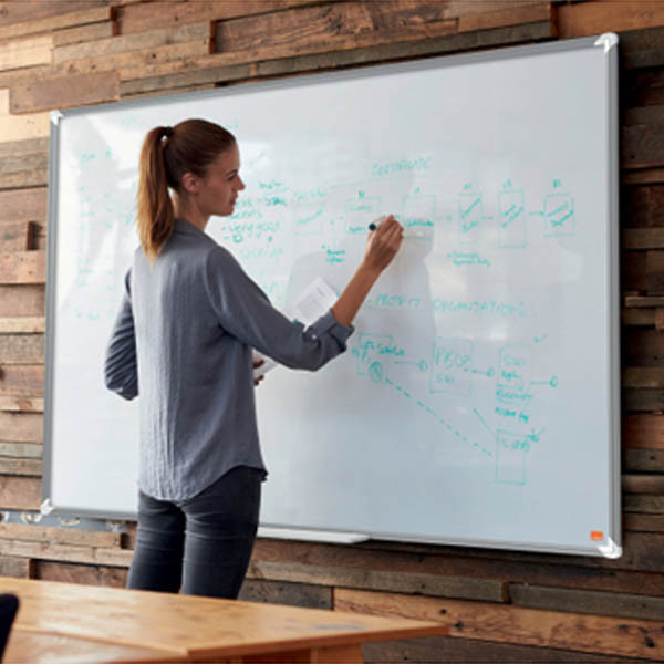 Nobo Premium Plus whiteboard magnetisch geëmailleerd 150 x 100 cm