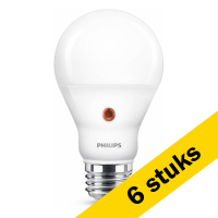 Aanbieding: 6x Philips LED lamp | Dag/Nachtsensor | E27 | Peer | Mat | 2700K | 7.5W (60W)