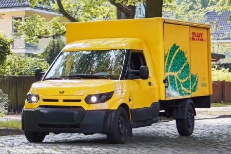 DHL GoGreen bezorgbus