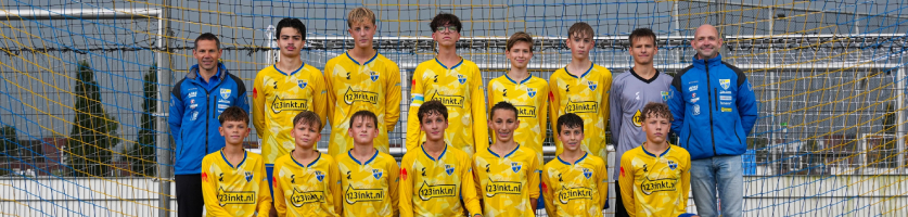 team jeugdvoetbal in 123inkt tenue